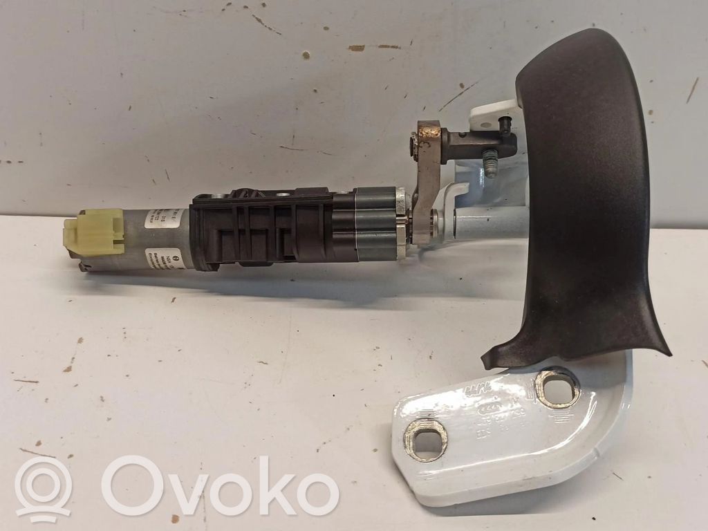 Tailgate hinge   4G9827299