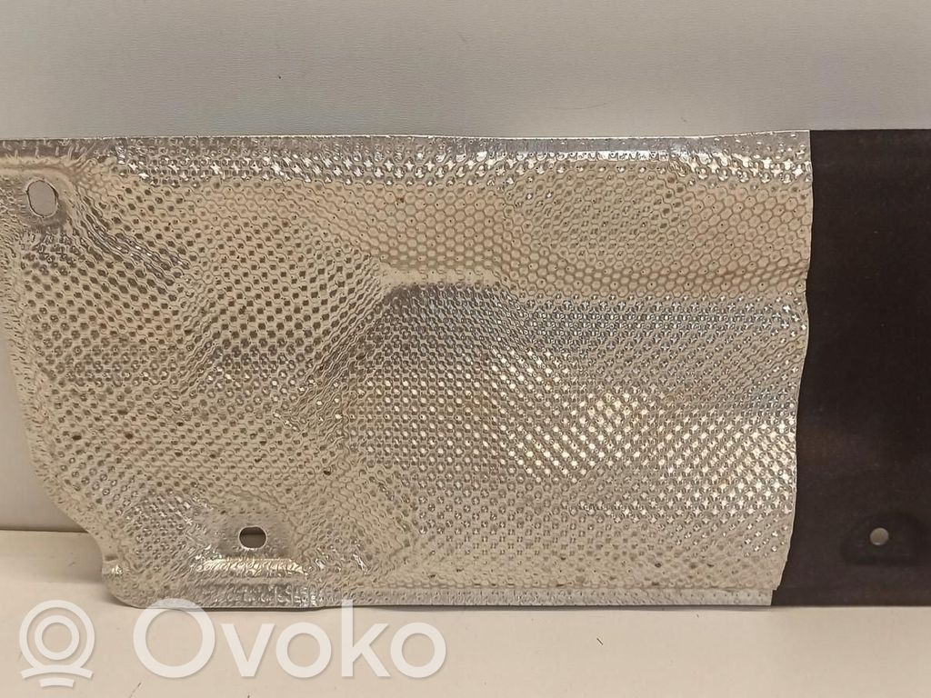 Volvo V60 Bouclier thermique d'échappement 
