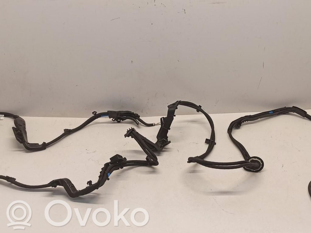 Volvo XC40 Wiązka przewodów drzwi 