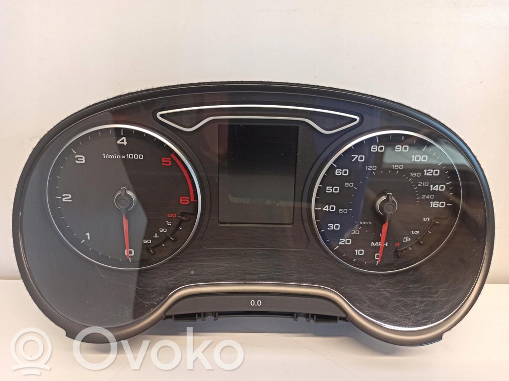 Audi A3 S3 8V Licznik / Prędkościomierz 