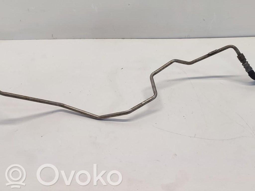 Audi A5 8T 8F Gearbox oil cooler pipe/hose 