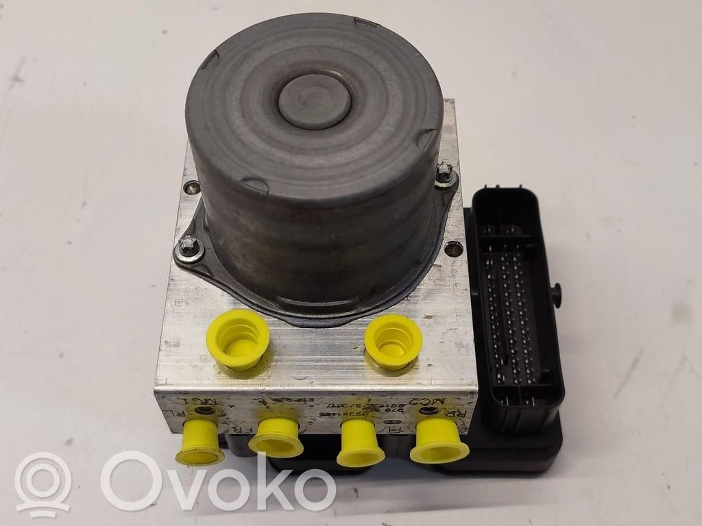 Volvo XC40 ABS Blokas 