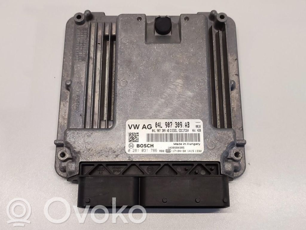 Audi Q3 8U Engine control unit/module ECU 