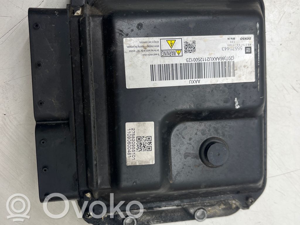 Opel Astra J Engine control unit/module 