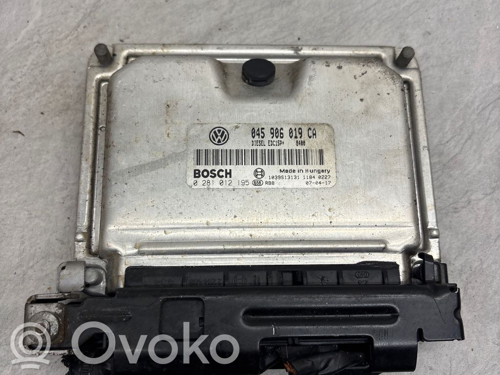Volkswagen Polo IV 9N3 Engine control unit/module 