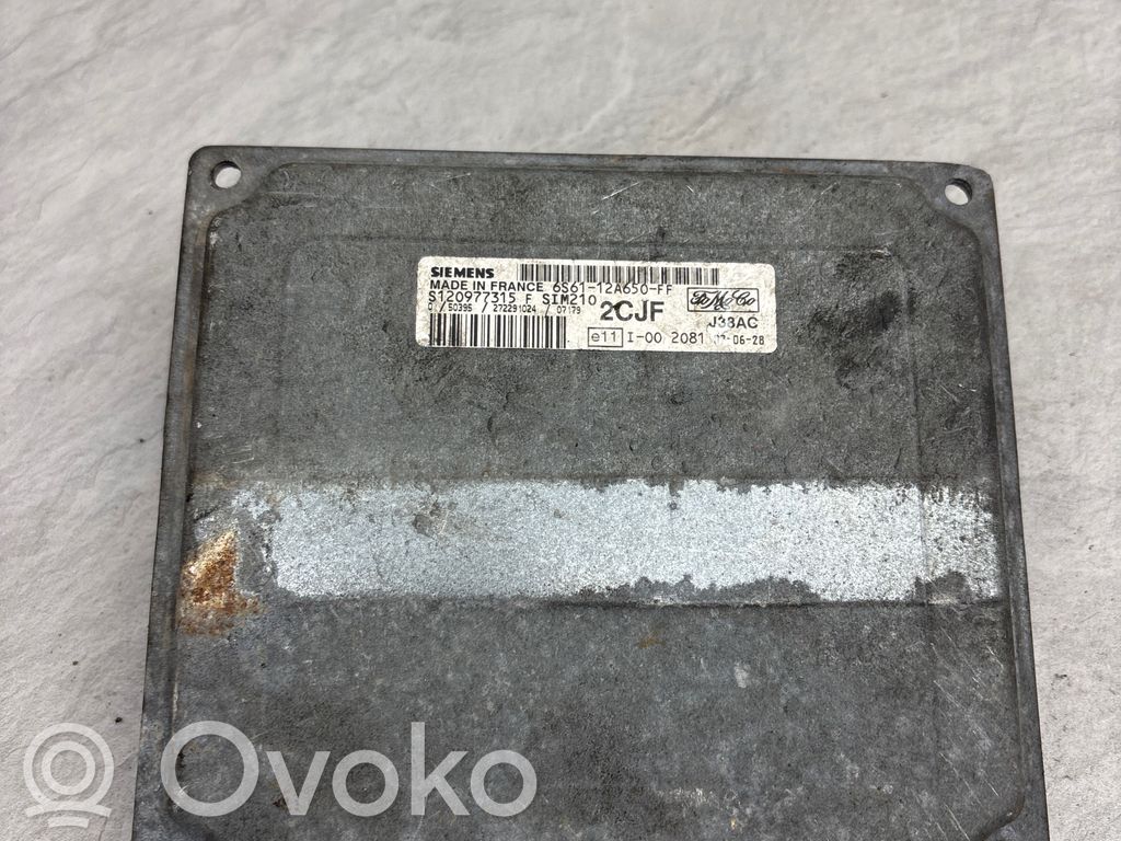 Ford Fiesta Unidad de control/módulo del motor 