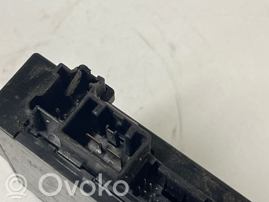 Volvo S80 Seat control module 