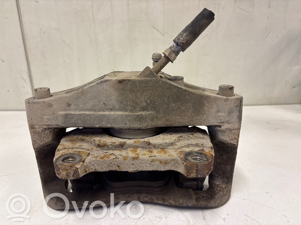 Volvo XC90 Front brake caliper 