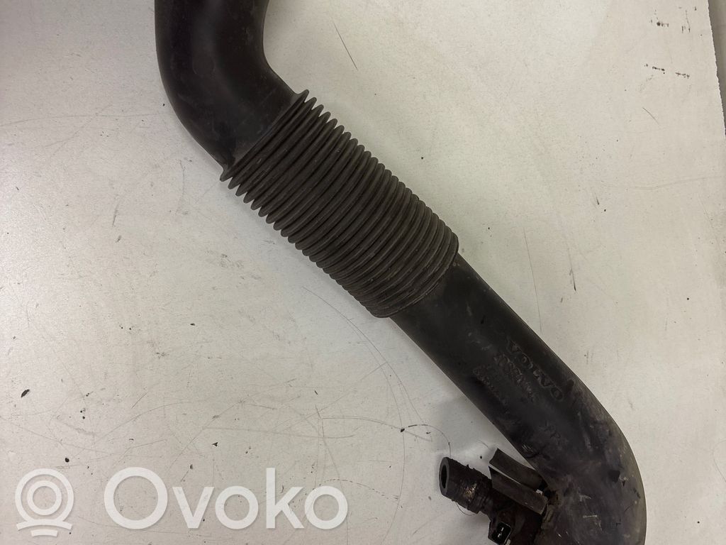 Volvo XC90 Furtun/conductă intercooler 