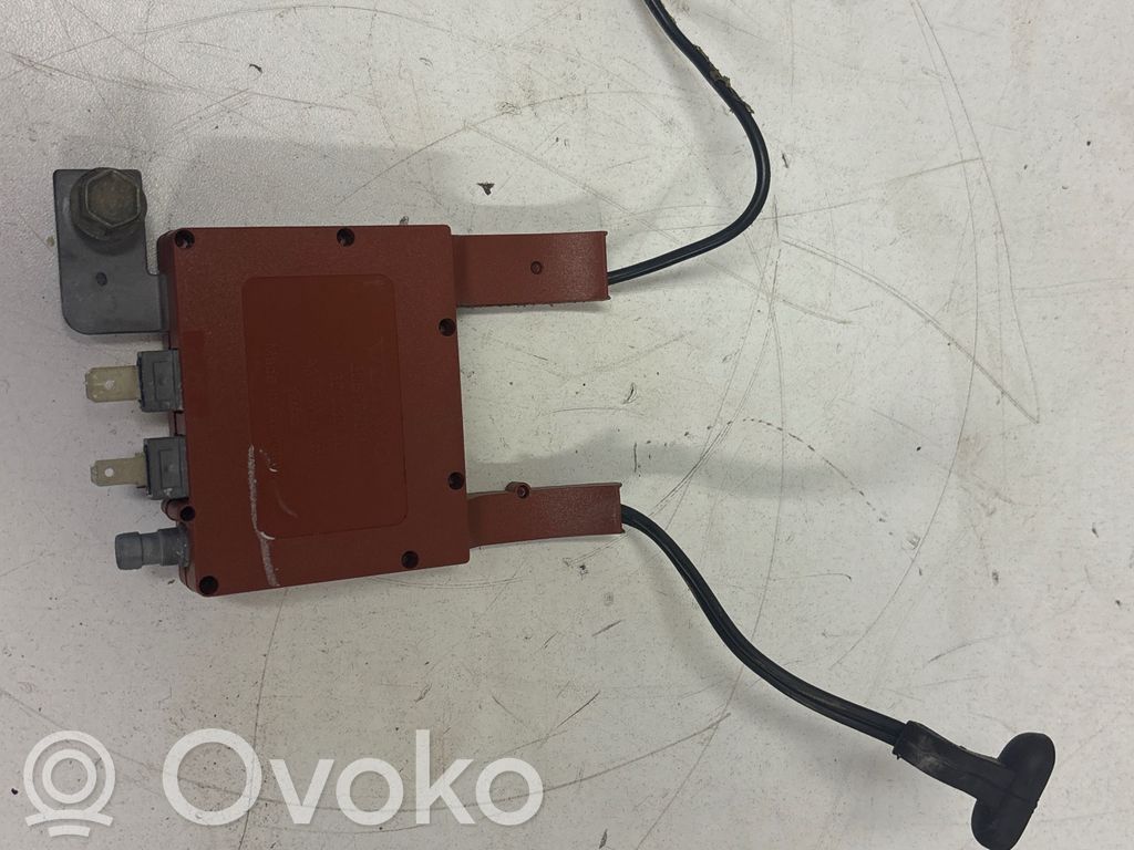 Volvo S60 Antenos stiprintuvas 