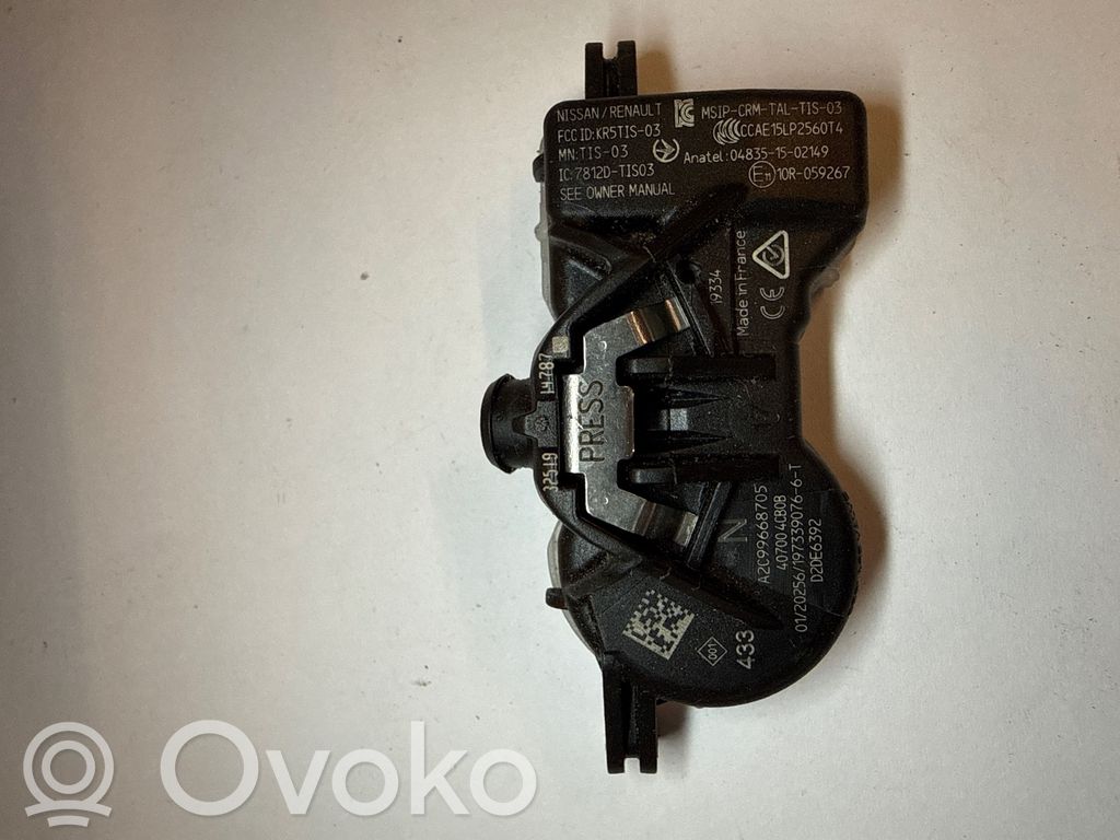 Nissan Qashqai Tire pressure sensor 