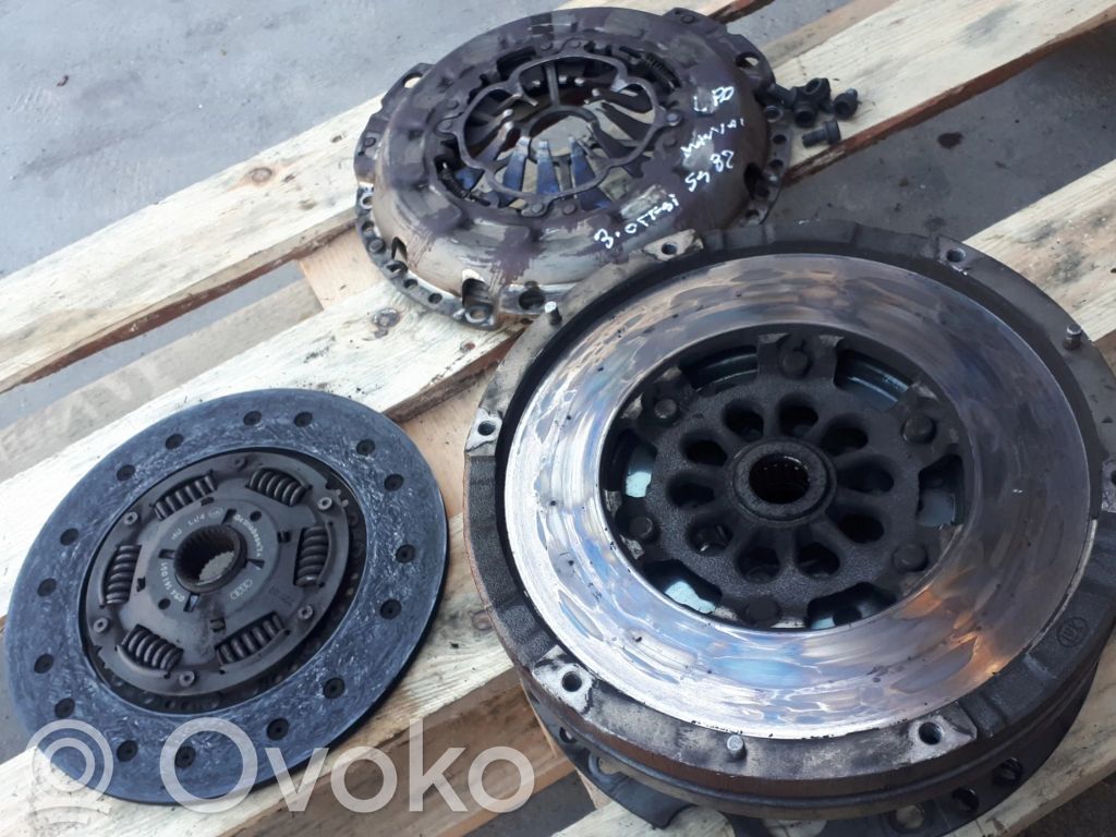 Audi A4 S4 B8 8K Kupplungssatz 