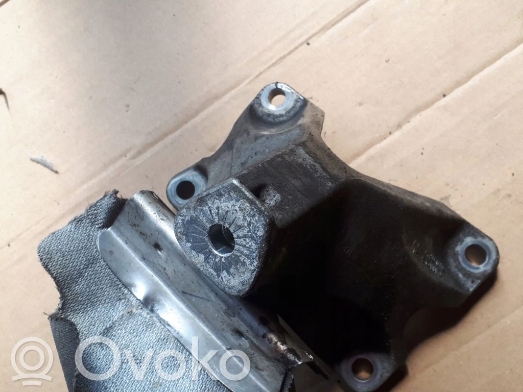 Engine mounting bracket   8K0199307BF