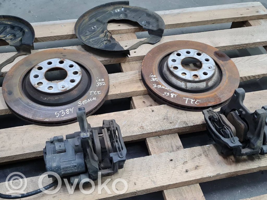 Audi A3 8Y Brake discs and calipers set 