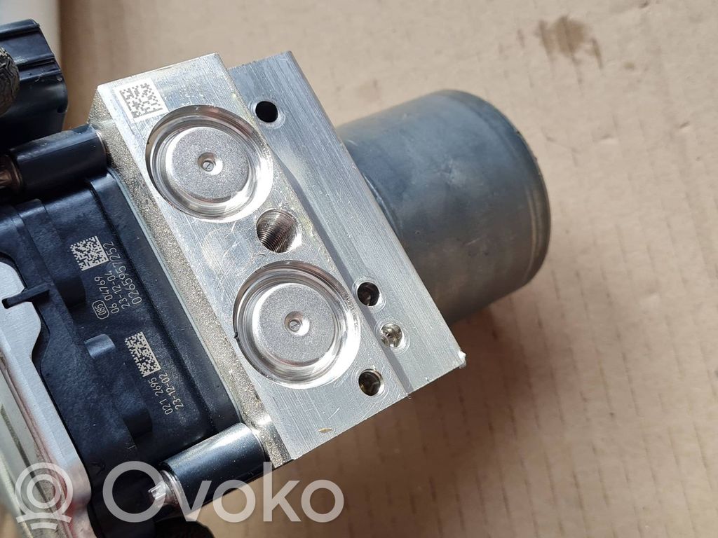 Audi RS Q8 ABS Pump 
