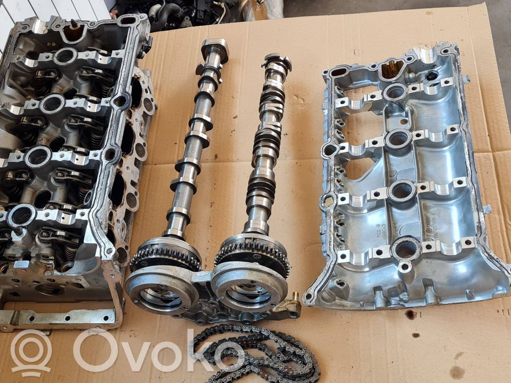 Audi A4 S4 B9 8W Testata motore 