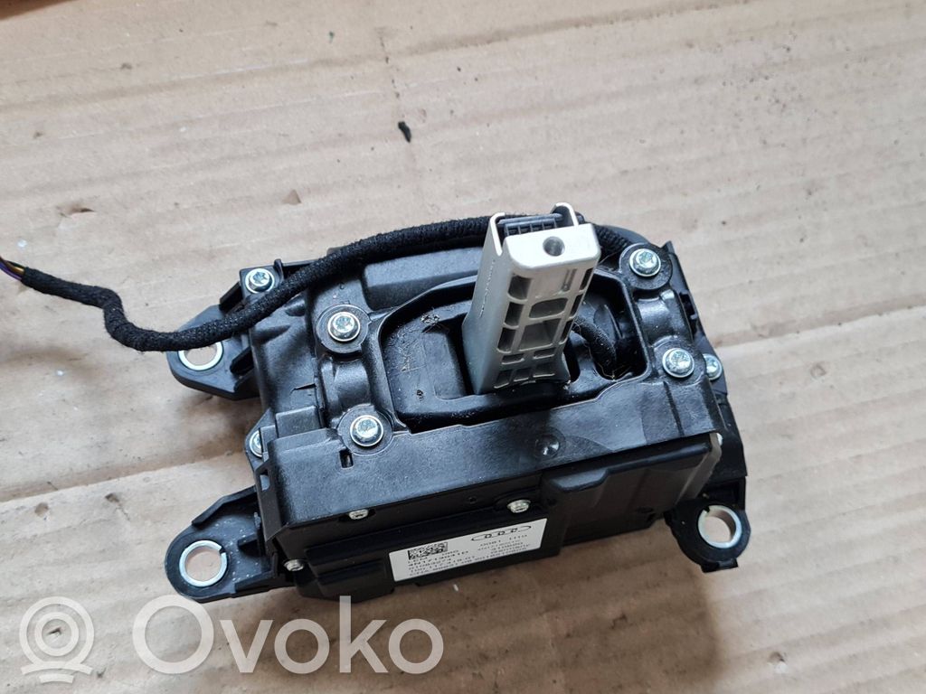 Audi RS Q8 Pavarų perjungimo mechanizmas (kulisa) 