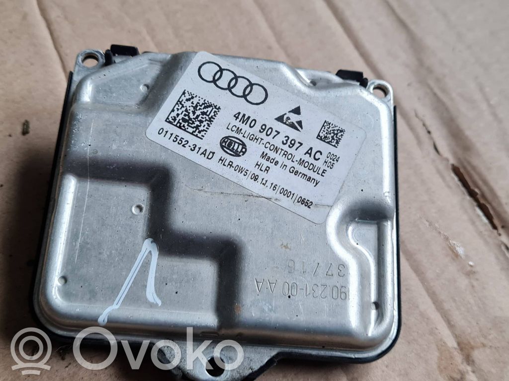 Audi A4 S4 B9 Headlight/headlamp 