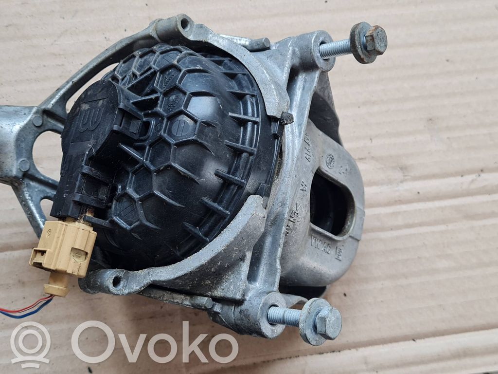Audi A4 S4 B9 Engine mount bracket 