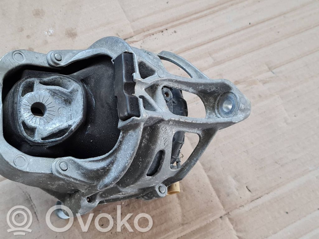 Audi A6 S6 C8 4K Engine mount bracket 