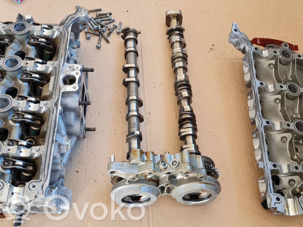 Audi Q5 SQ5 FY Engine head 