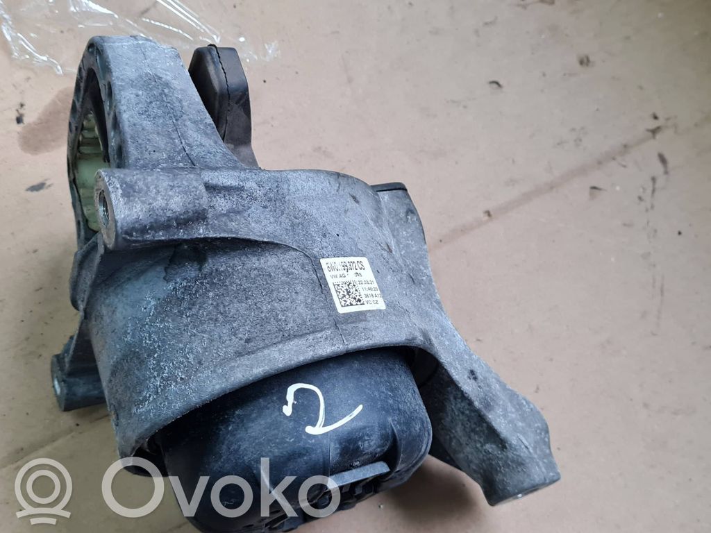 Engine mount bracket   8W0199372CS
