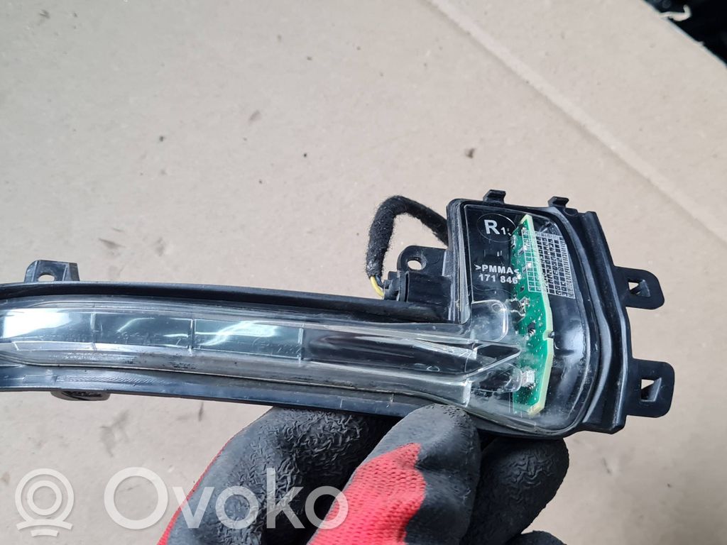 Audi A4 S4 B8 8K Indicatore specchietto retrovisore 