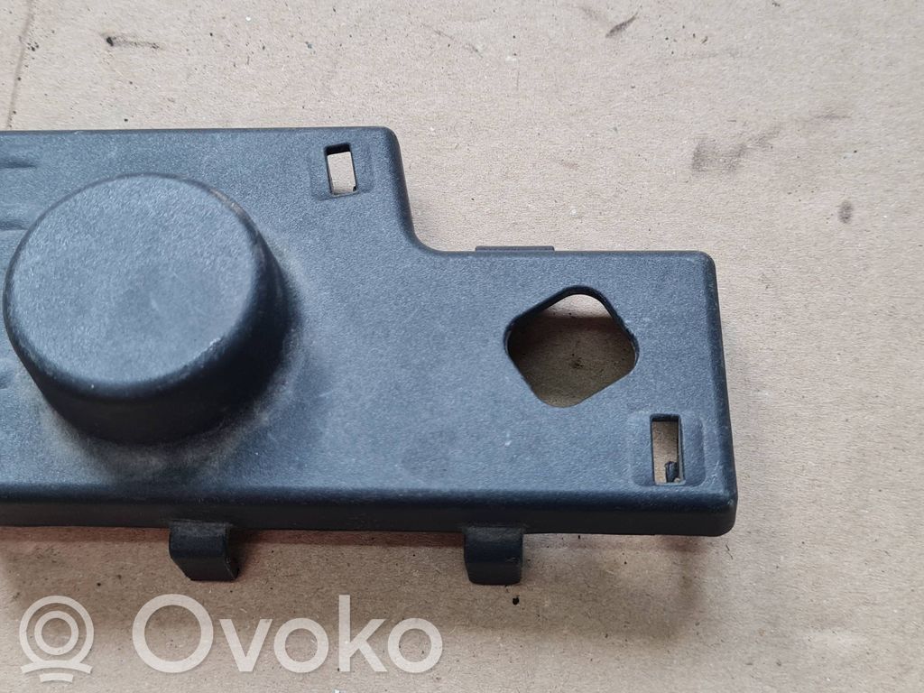 Ajovalon osa   4M0806583