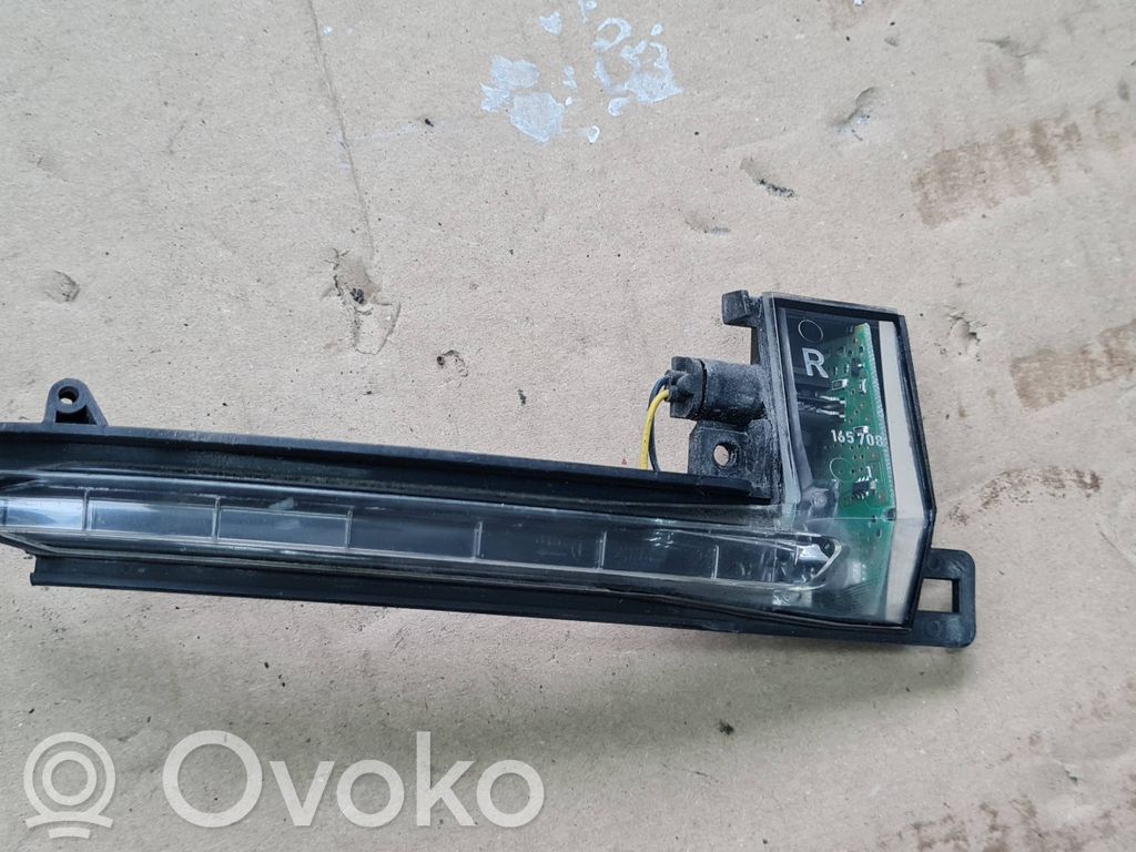 Audi A4 S4 B8 8K Indicatore specchietto retrovisore 