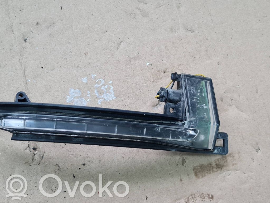Audi A4 S4 B8 8K Indicatore specchietto retrovisore 