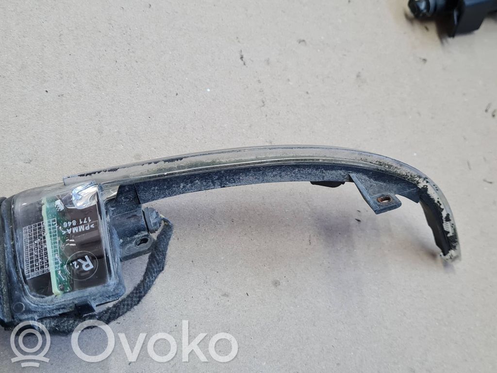 Audi A5 8T 8F Indicatore specchietto retrovisore 