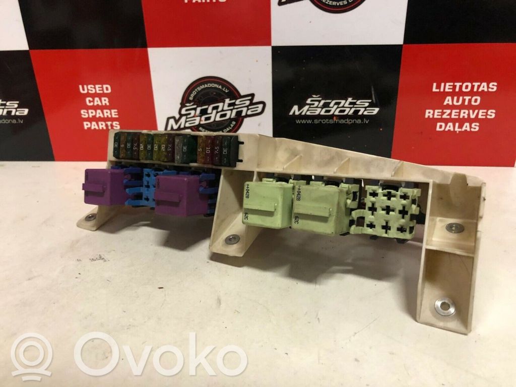 BMW X5 E53 Fuse module 