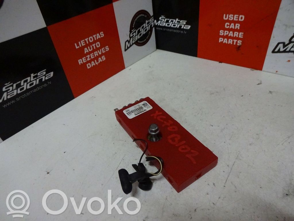 Volvo XC70 Antenos stiprintuvas 