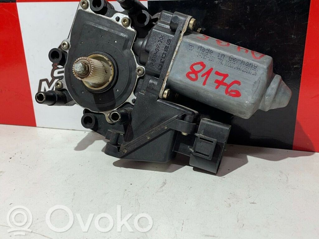 Audi A4 S4 B5 8D Silnik regulatora szyby drzwi przednich 
