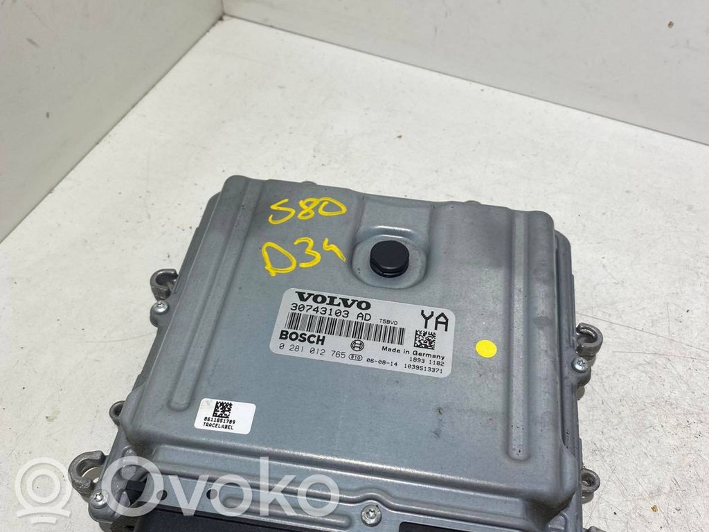 Volvo S80 Engine control unit/module 