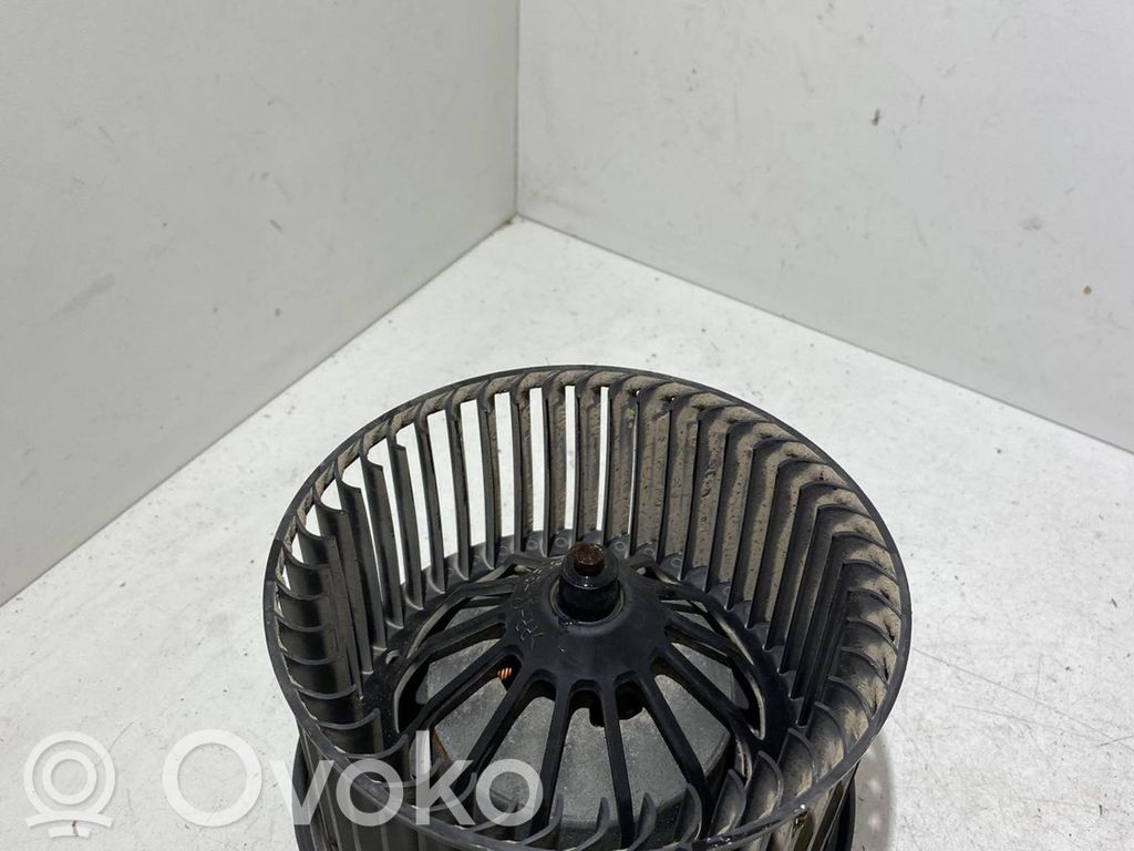 Volvo V50 Pečiuko ventiliatorius/ putikas 