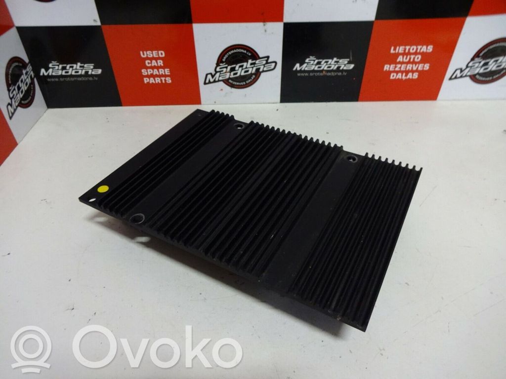 Volvo XC90 Sound amplifier 