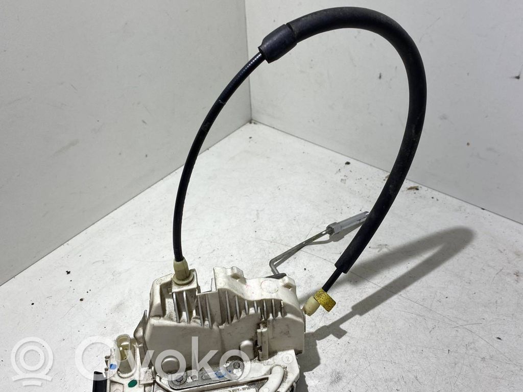 Chrysler Sebring (JS) Front door lock 