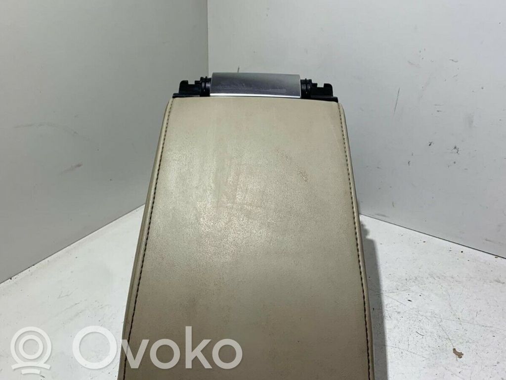 Volvo S80 Armrest 
