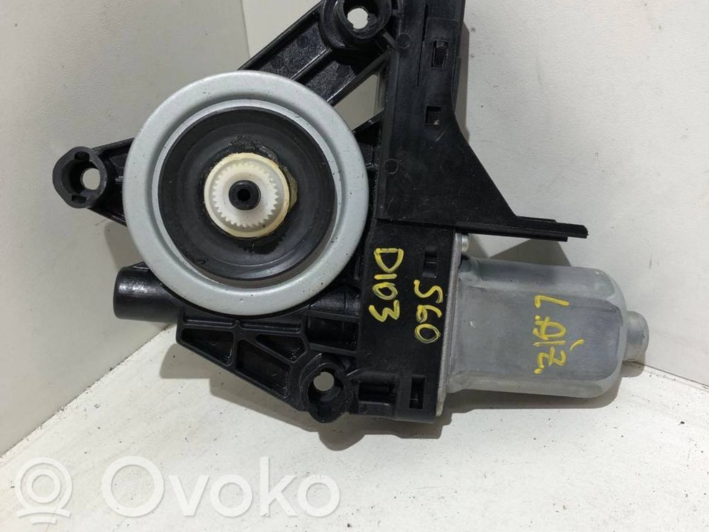 Volvo S60 Silniczek podnoszenia szyby drzwi tylnych 