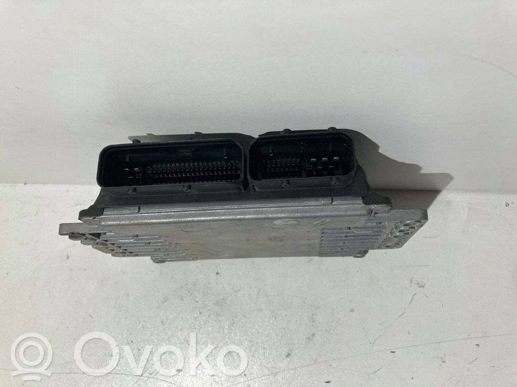 Nissan Primera Engine control unit/module 