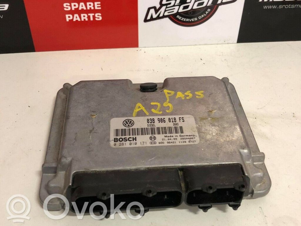 Volkswagen PASSAT B5 Engine control unit/module 