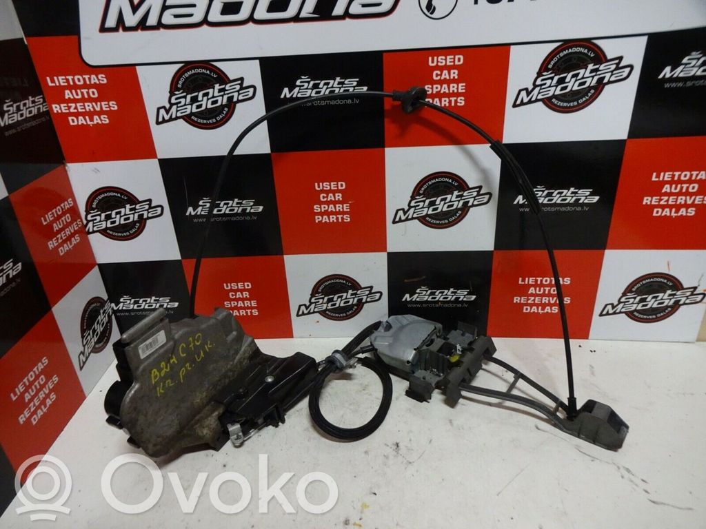 Volvo C70 Front door lock 