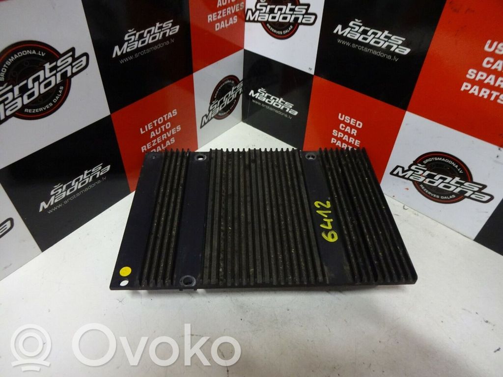 Volvo XC90 Sound amplifier 