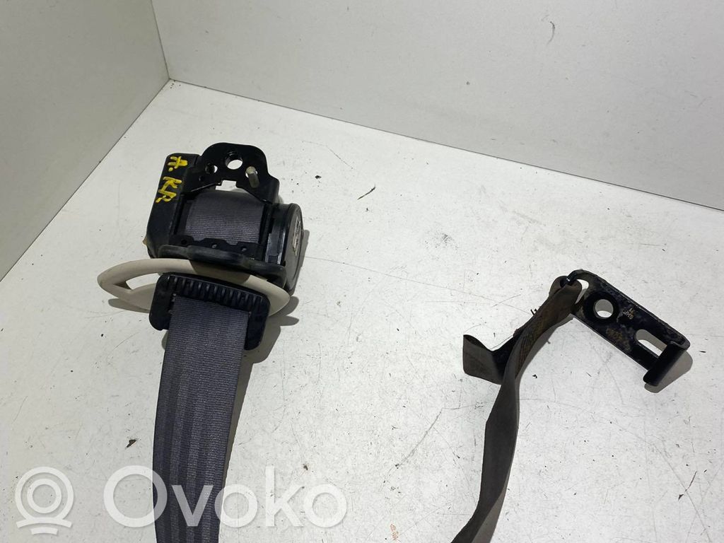 Saab 9-5 Cinturón trasero 