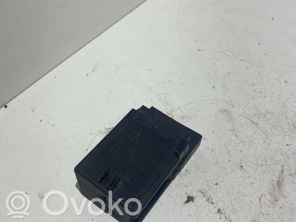 BMW 5 E39 Kvēlsveču relejs 