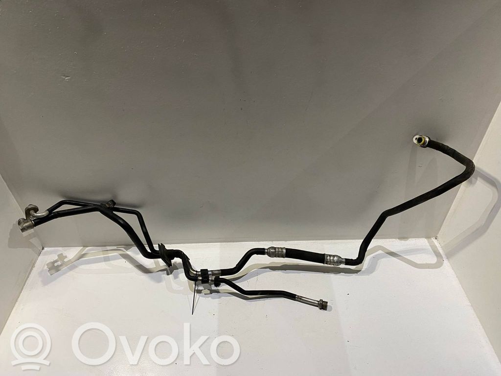 Audi A8 S8 D3 4E Ilmastointilaitteen putki (A/C) 