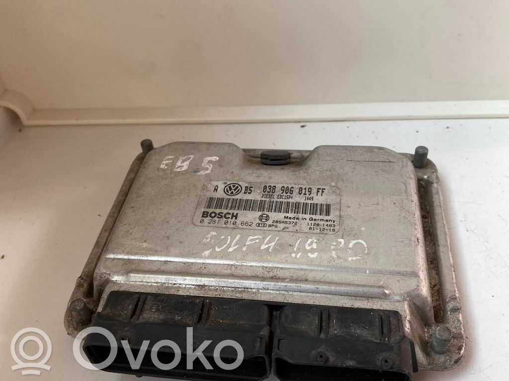 Volkswagen Golf IV Engine control unit/module 