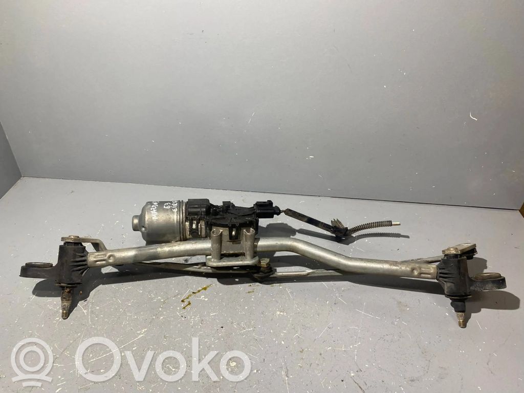 Mazda 3 I Mechanizm i silniczek wycieraczek szyby przedniej / czołowej 