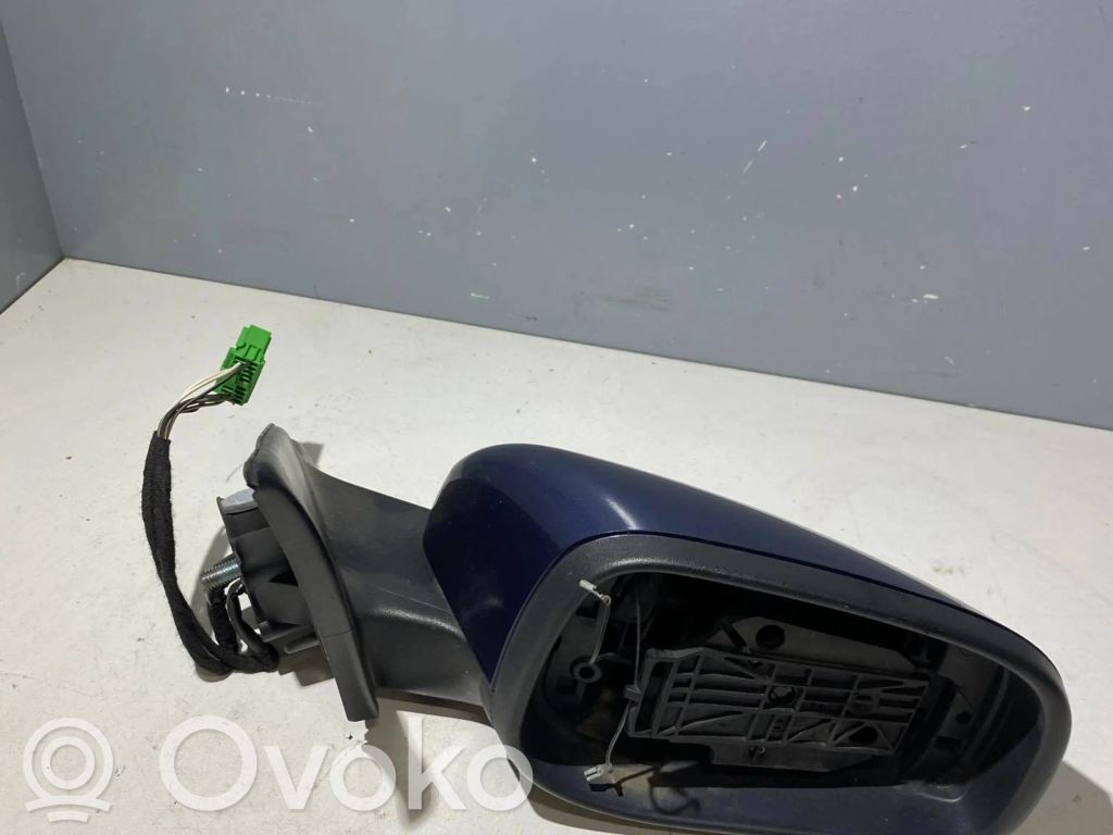 Elektryczne lusterko boczne drzwi przednich   30634061,4001900